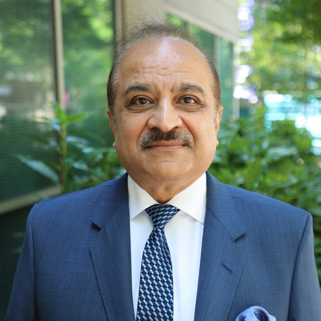 Headshot of Aamer Ikram